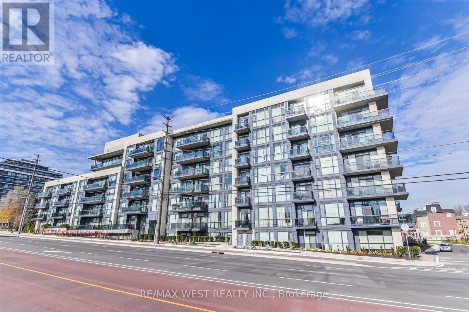 4700 Highway 7 Ave, 206, Vaughan, Ontario