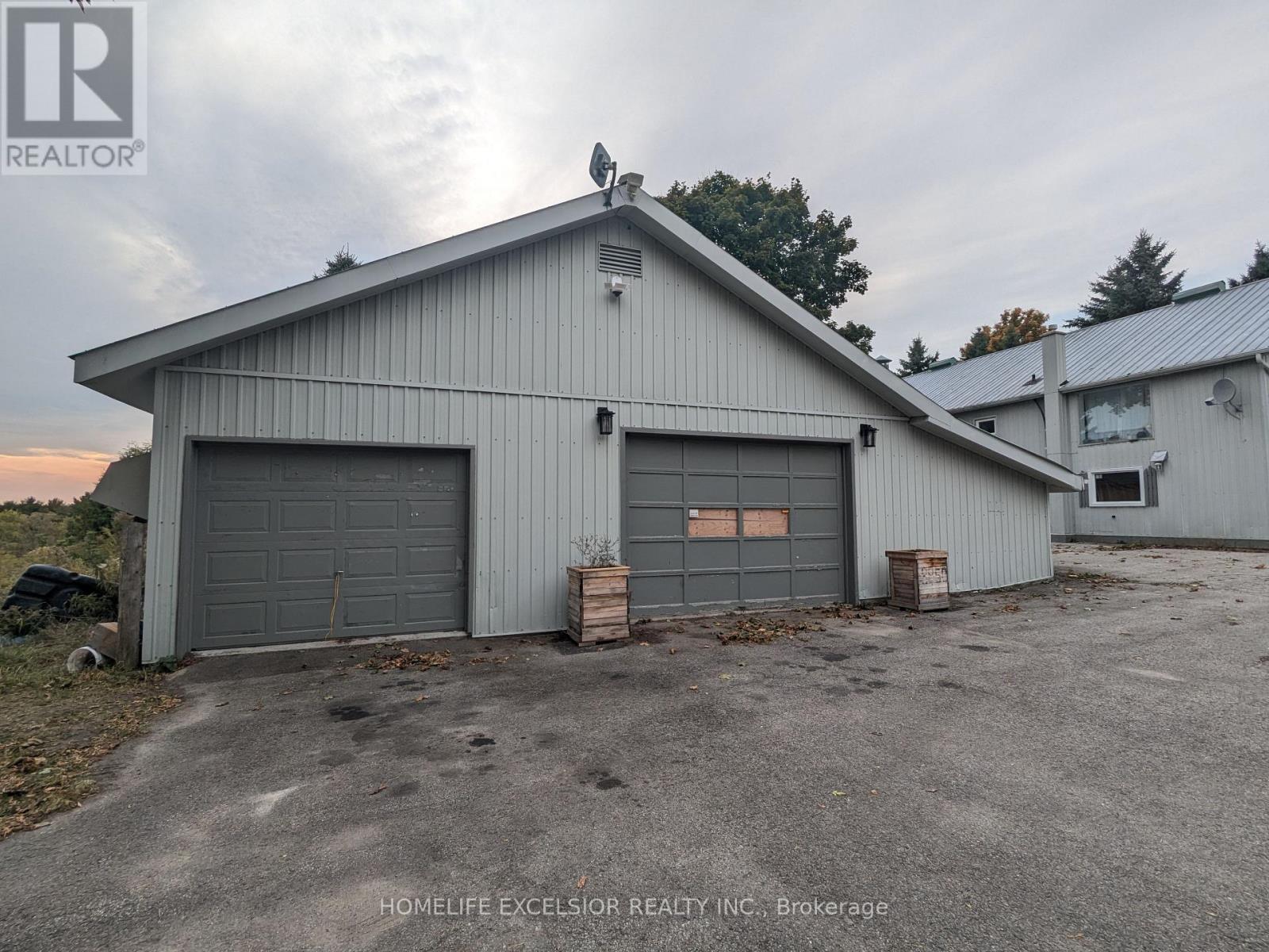 8850 LAKERIDGE ROAD, Uxbridge, Ontario