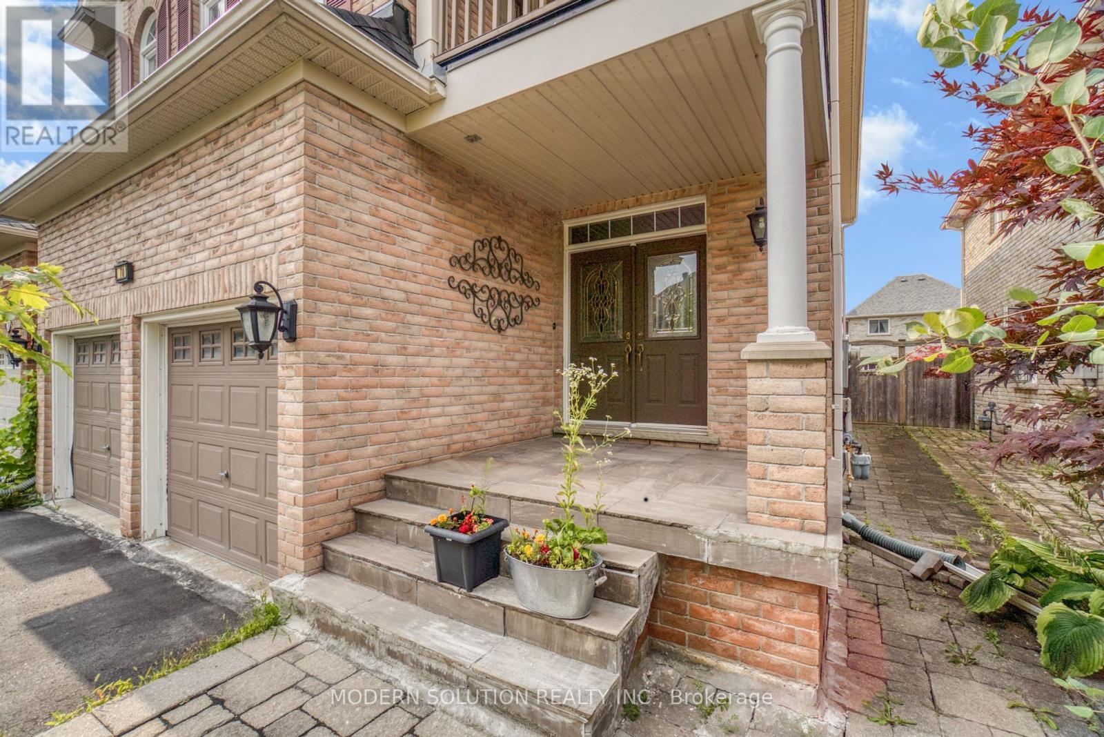 78 LAURIER AVENUE W, Richmond Hill, Ontario