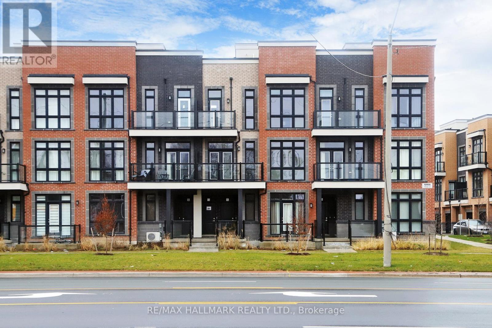 12868 Yonge St, 11, Richmond Hill, Ontario