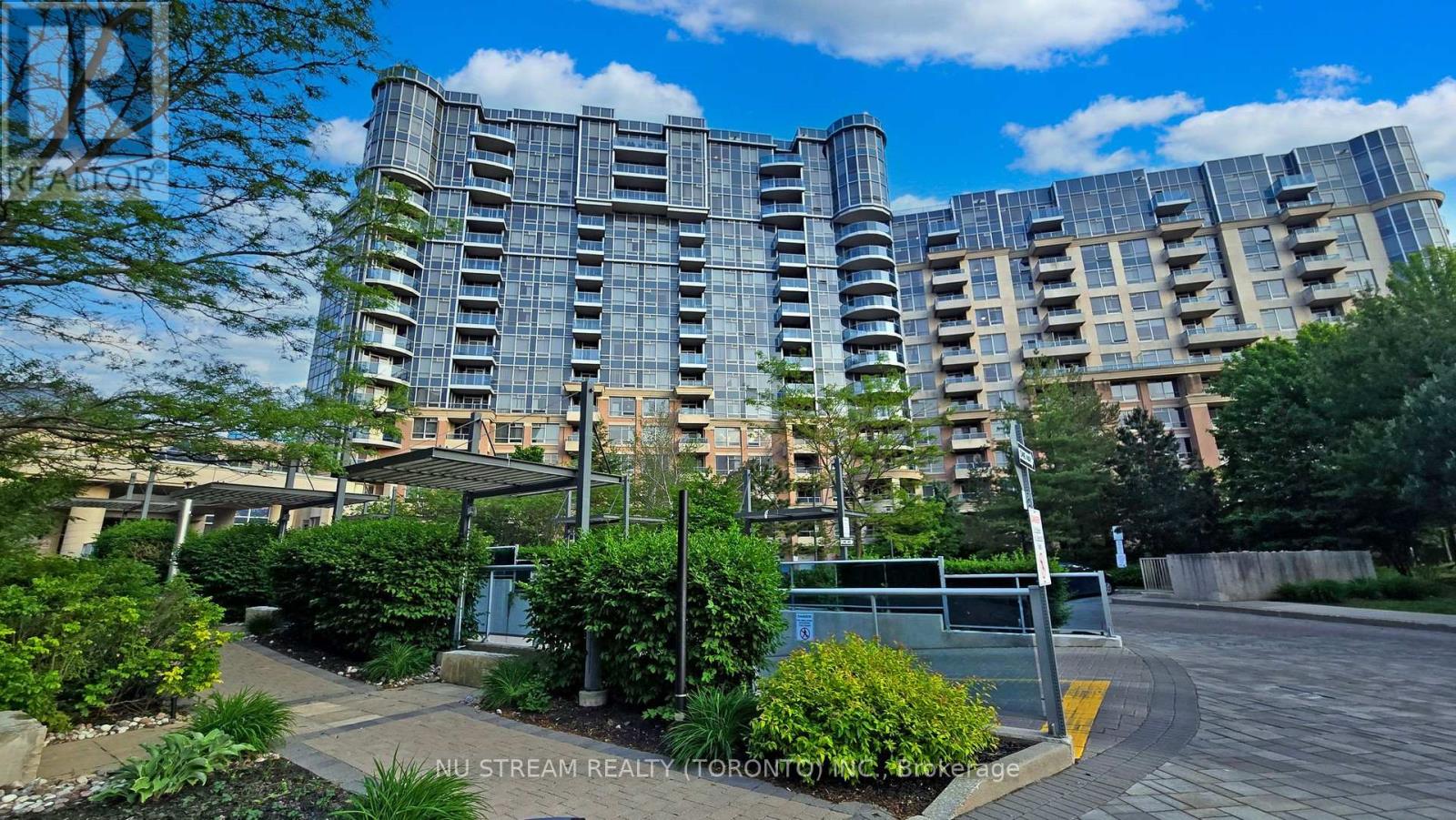 33 Cox Blvd, 610, Markham, Ontario