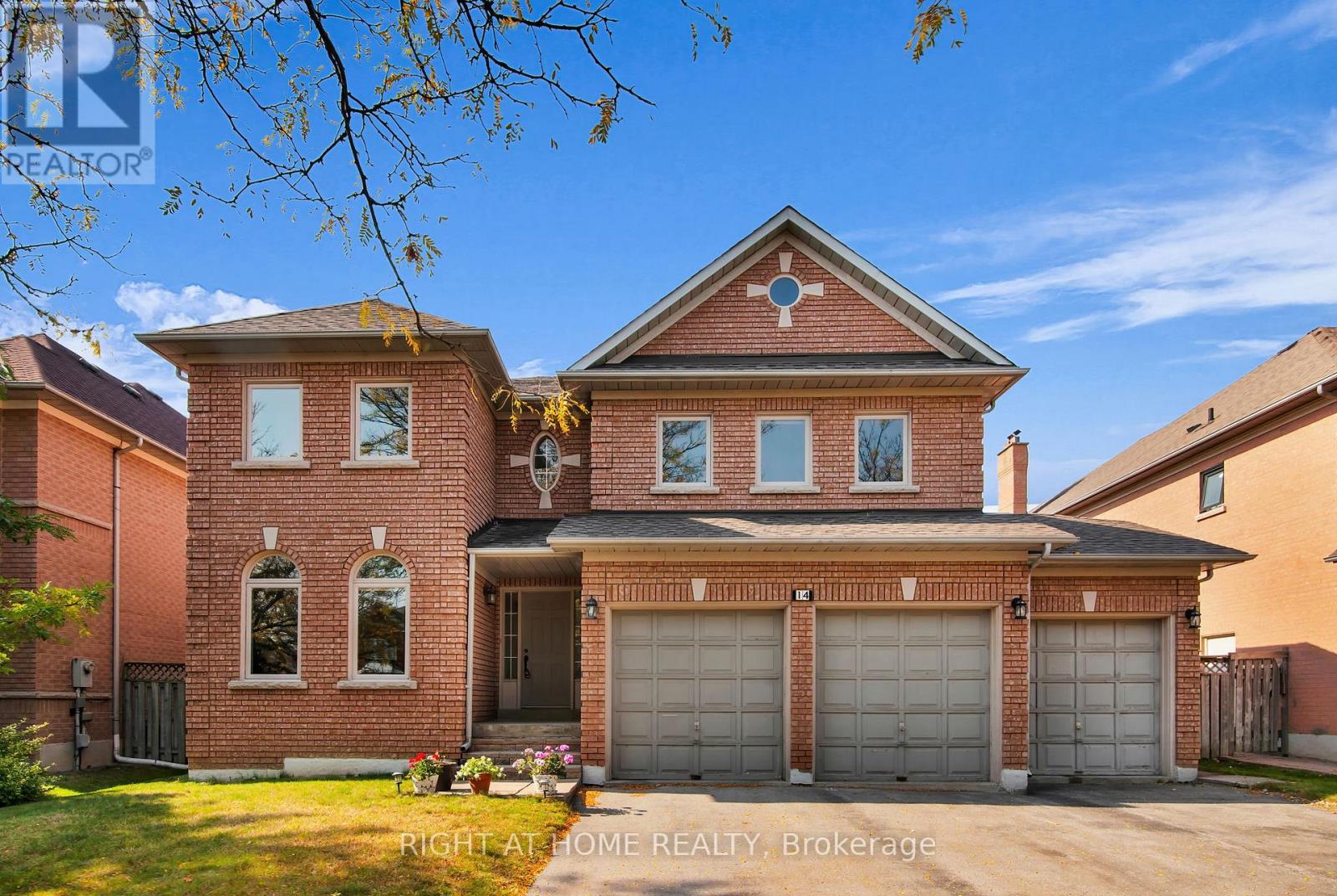 14 Fern Ave, Richmond Hill, Ontario